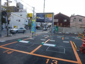1416895666-360817_1